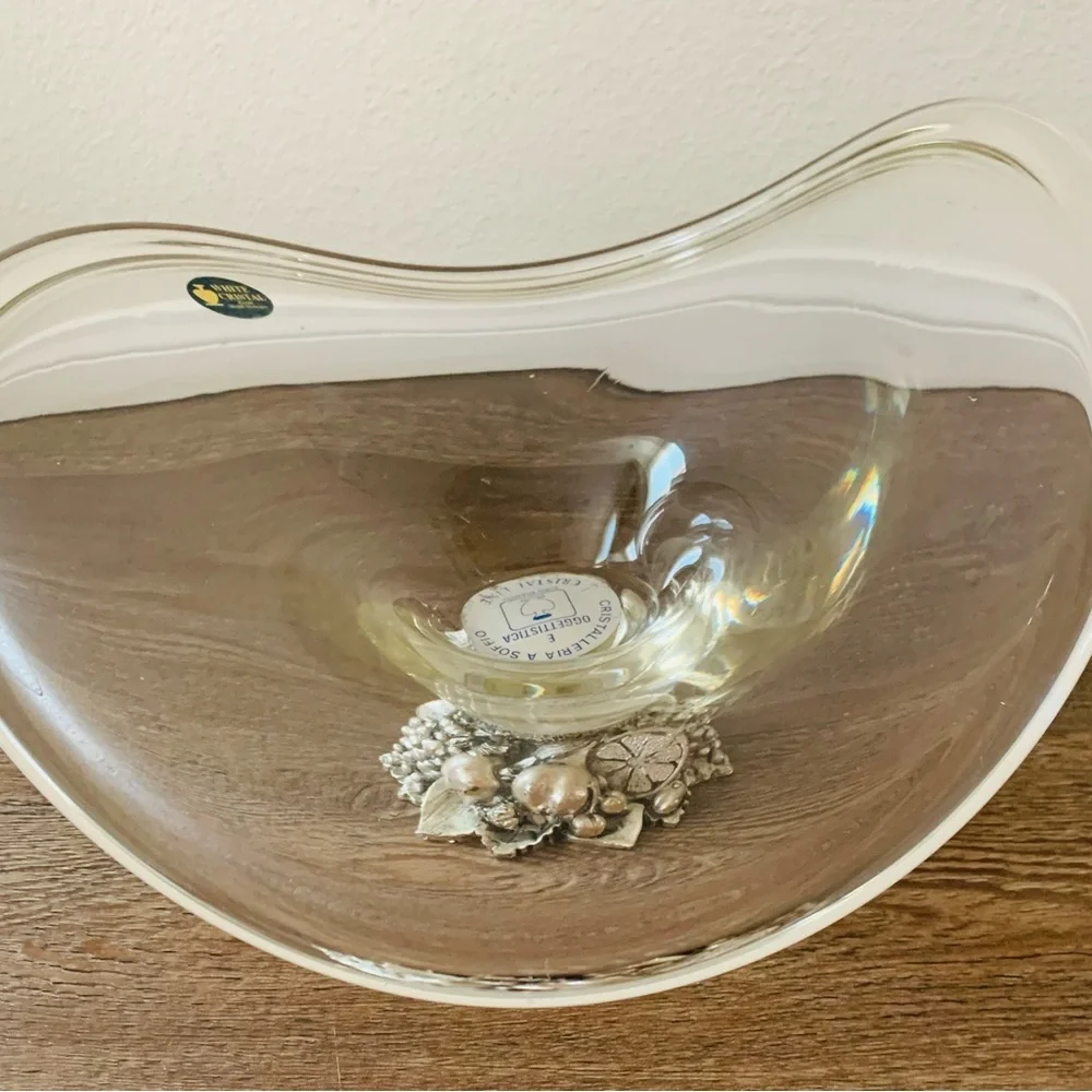 White cristal hand made vase in Italy